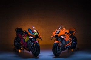 2021 MotoGP KTM RC16s (1)